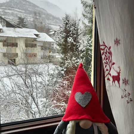 Gina'S Home - Appartamento Nel Cuore Di Bardonecchia Exterior foto